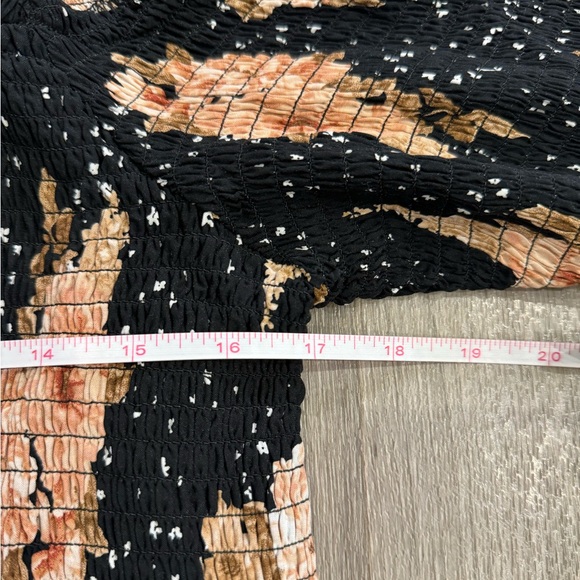 Torrid Blouse Women Size 2X Black Floral Challis Cold Shoulder Boho Chic Top - Picture 7 of 10